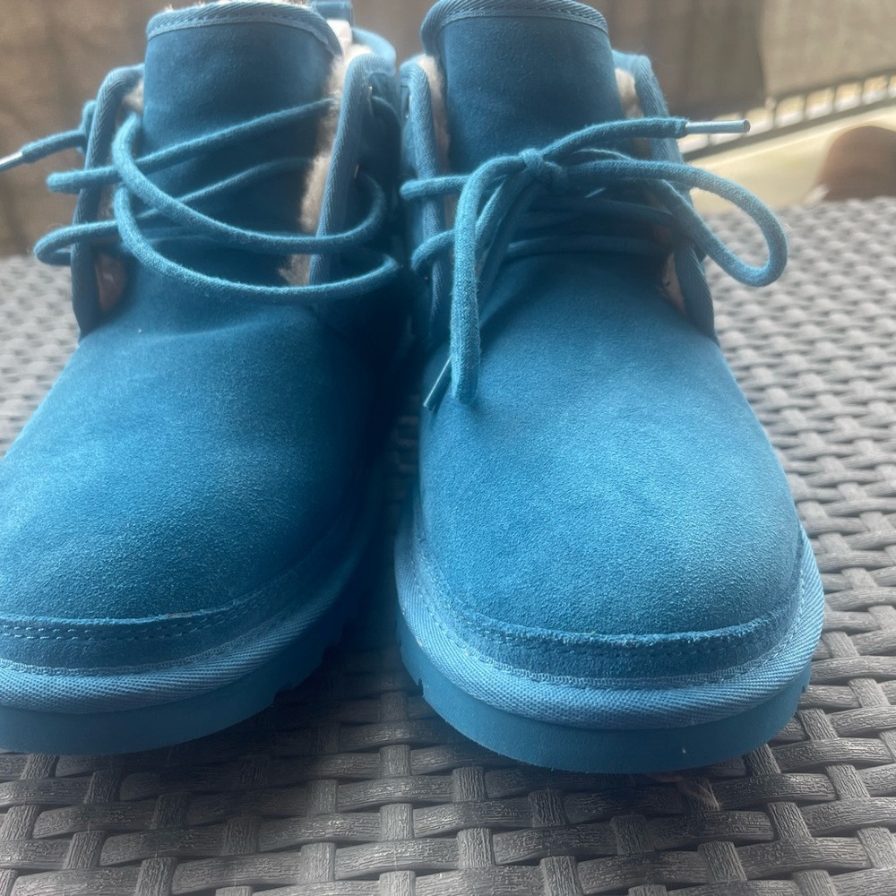 UGG nemuel boot